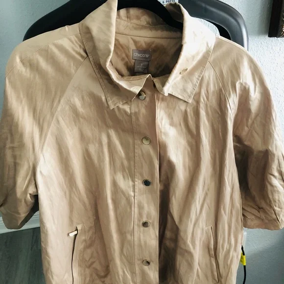 Jacket - Picture 1 of 3